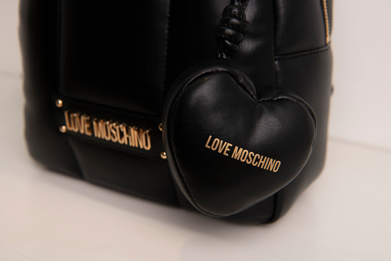 MOCHILA MOSCHINO