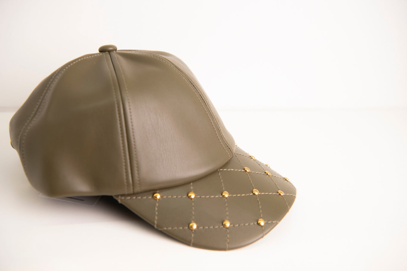 CAP LOLA