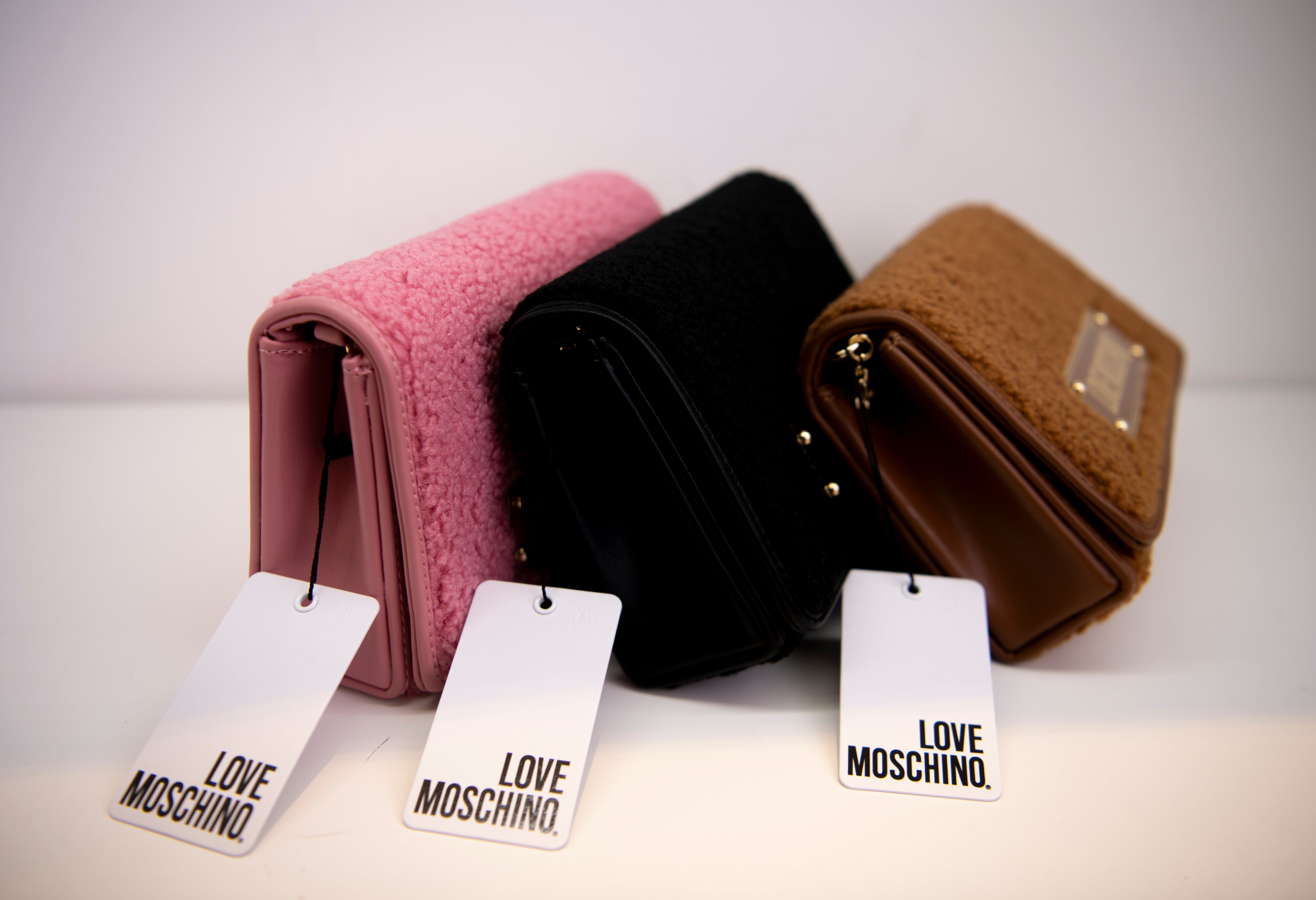 CARTEIRA MOSCHINO