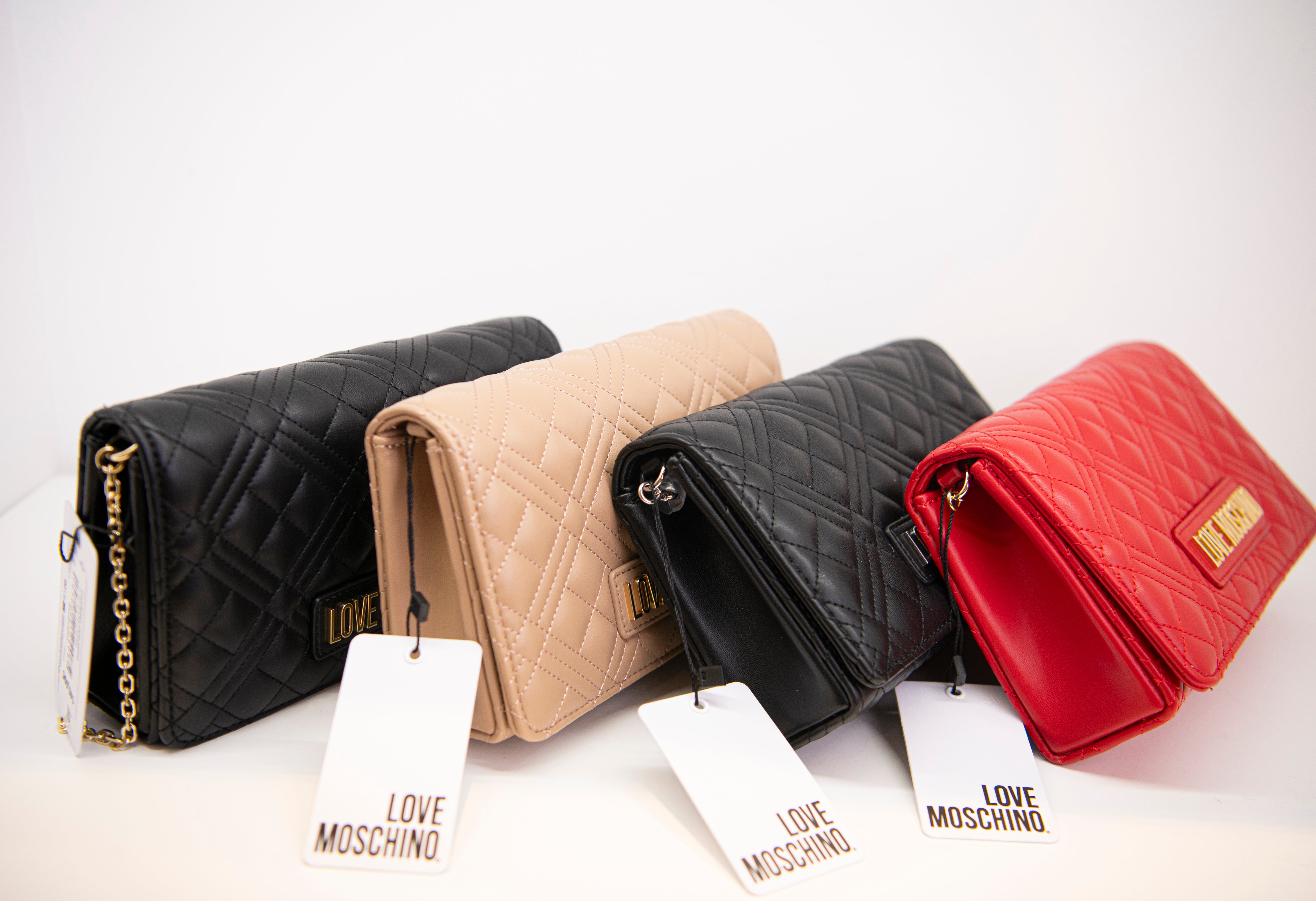CARTEIRA MOSCHINO