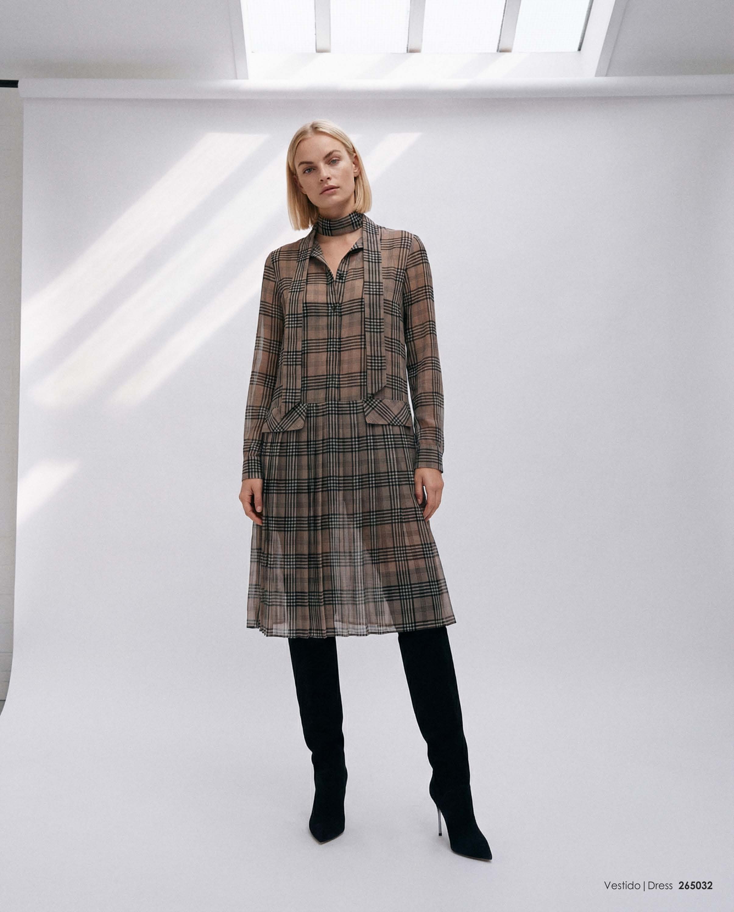 DRESS