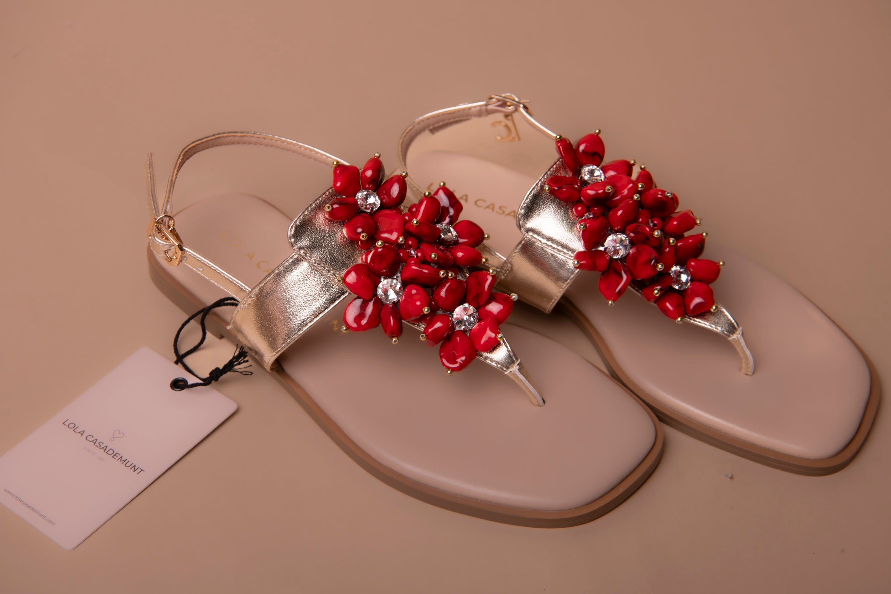 Metallic Flat Sandal with Flower Detail