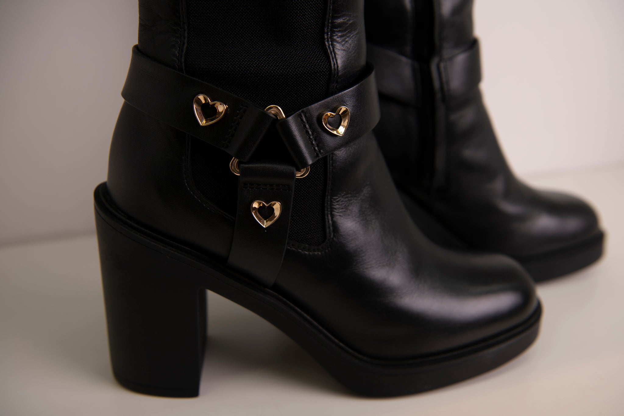BOTAS MOSCHINO