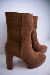 BOTAS LOLA