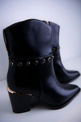 BOTAS LOLA