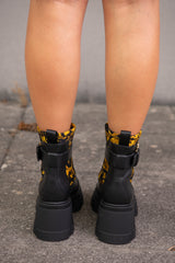 BOTAS VERSACE