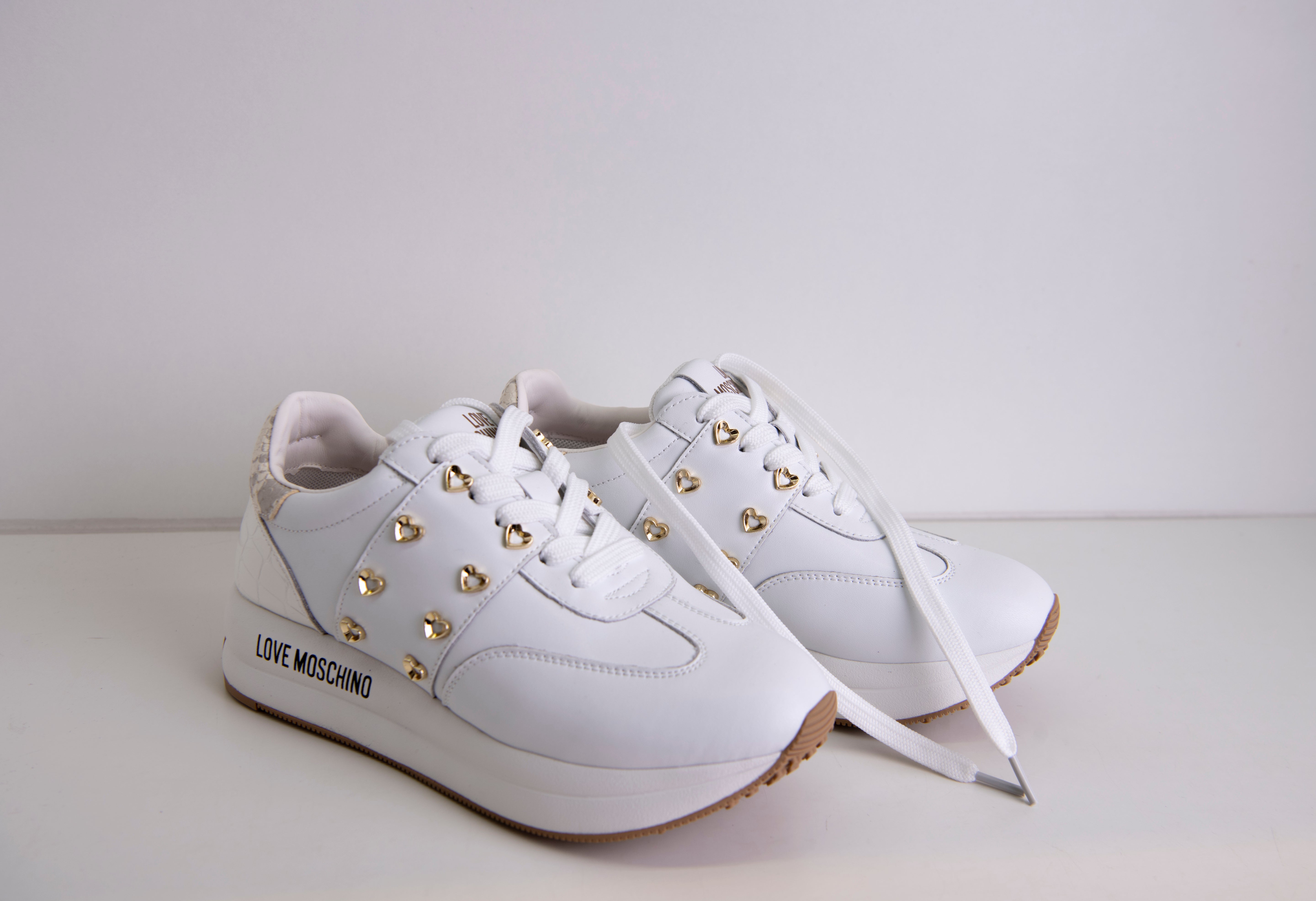 SAPATILHAS MOSCHINO