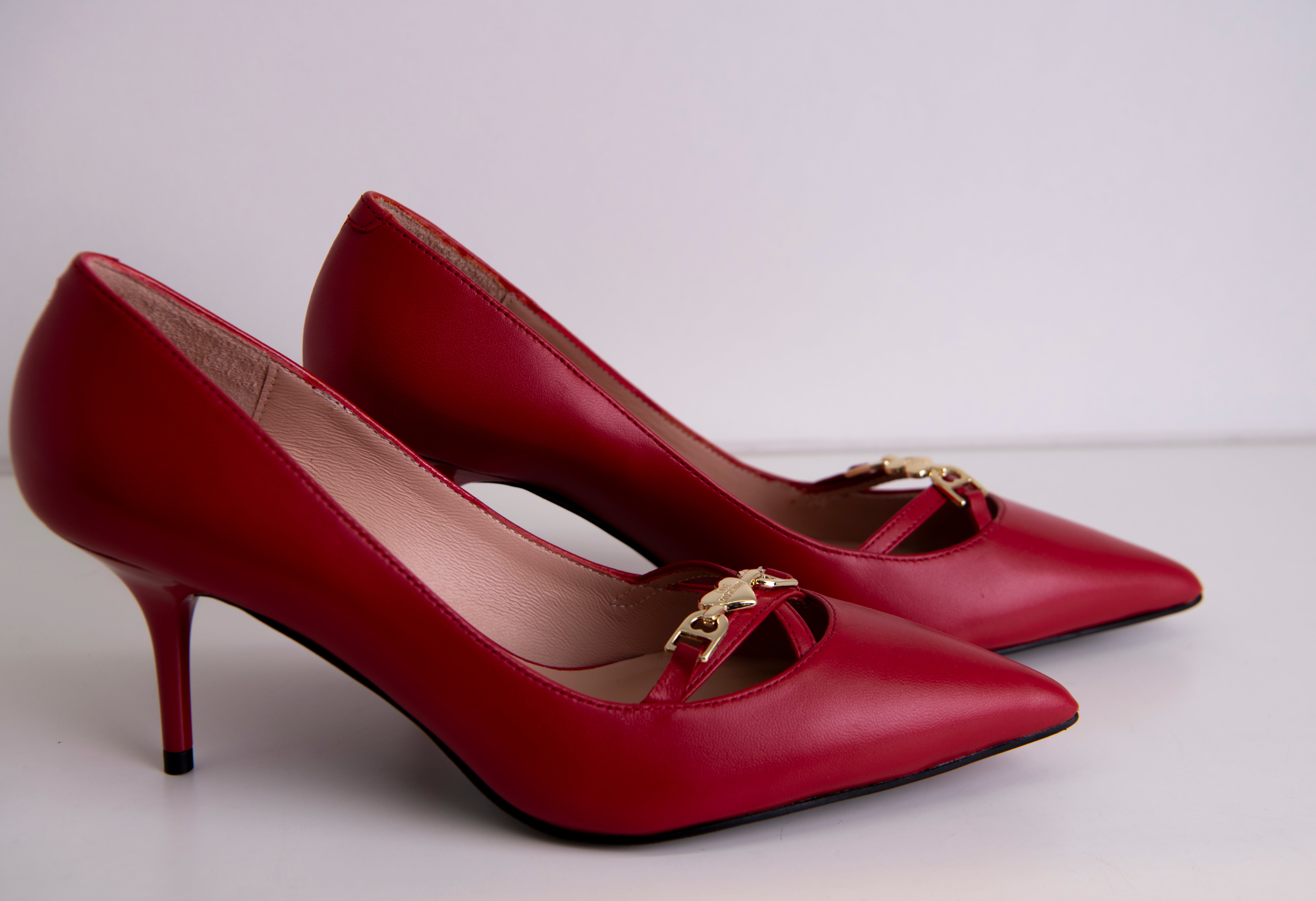 SAPATOS MOSCHINO