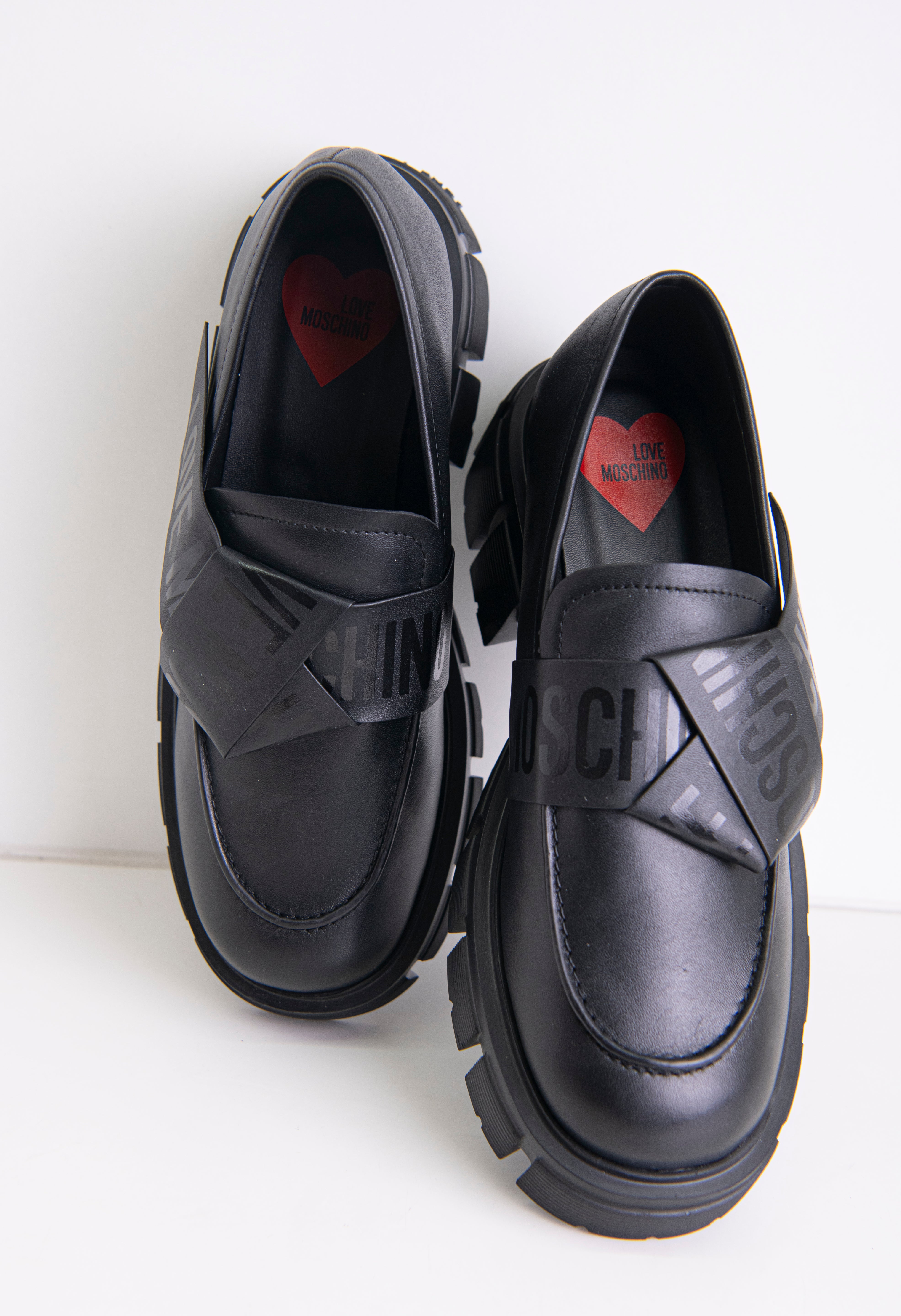 SAPATOS MOSCHINO