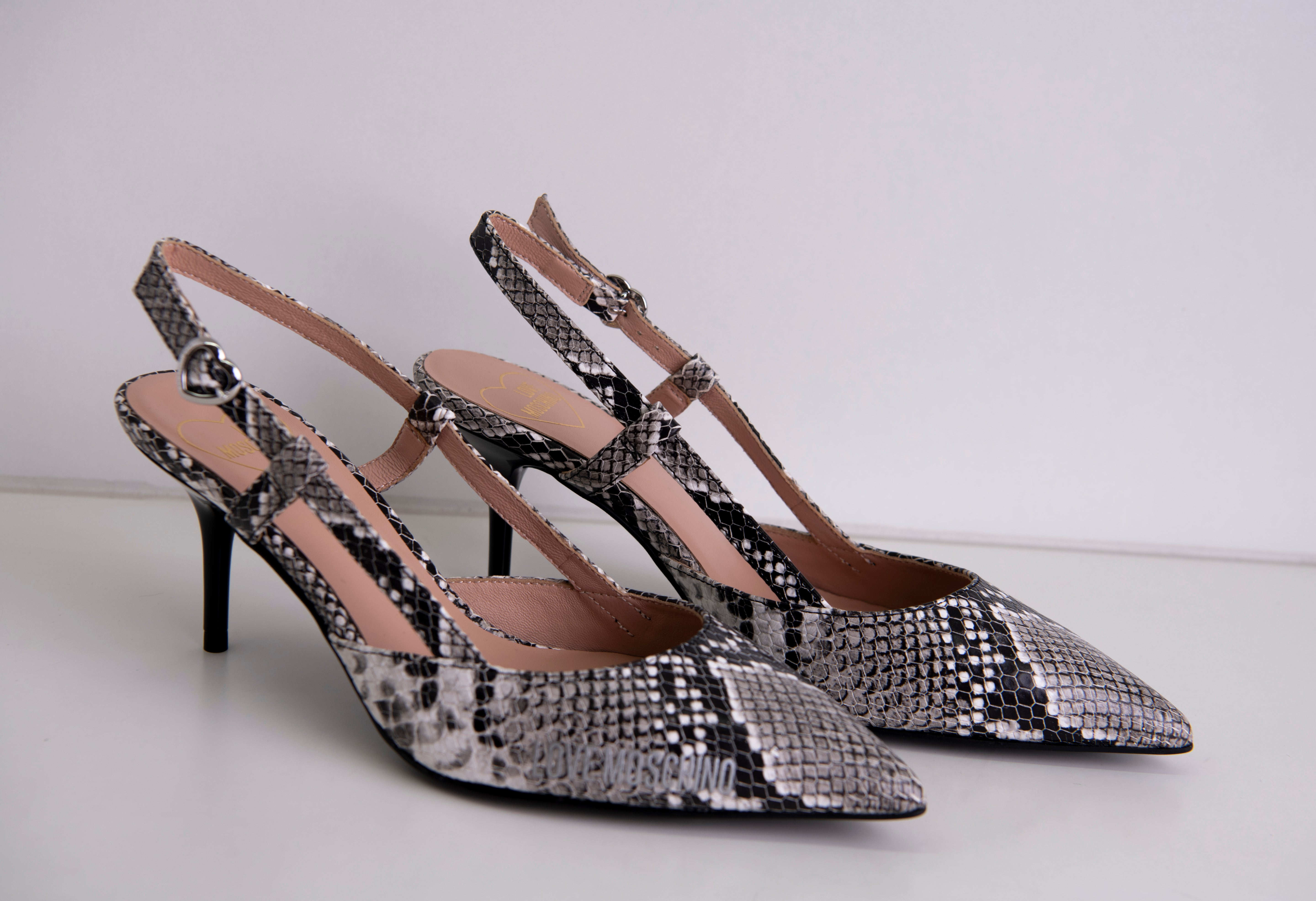 SAPATOS MOSCHINO