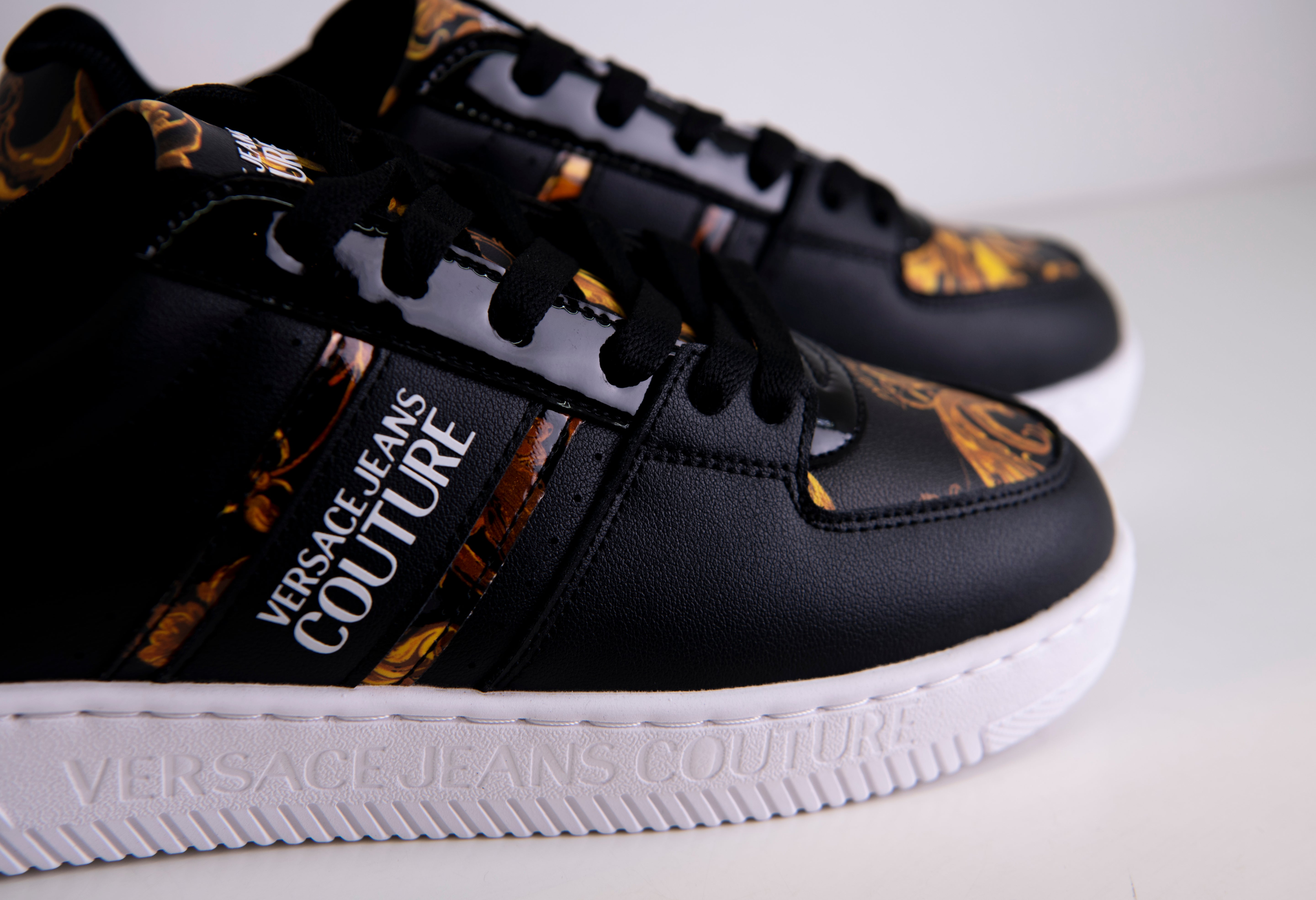 SAPATILHAS VERSACE