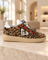 Emanuelle Vee FW26 — EV26I-8462P-105-10-P178 — LEOPARD — vista editorial 1