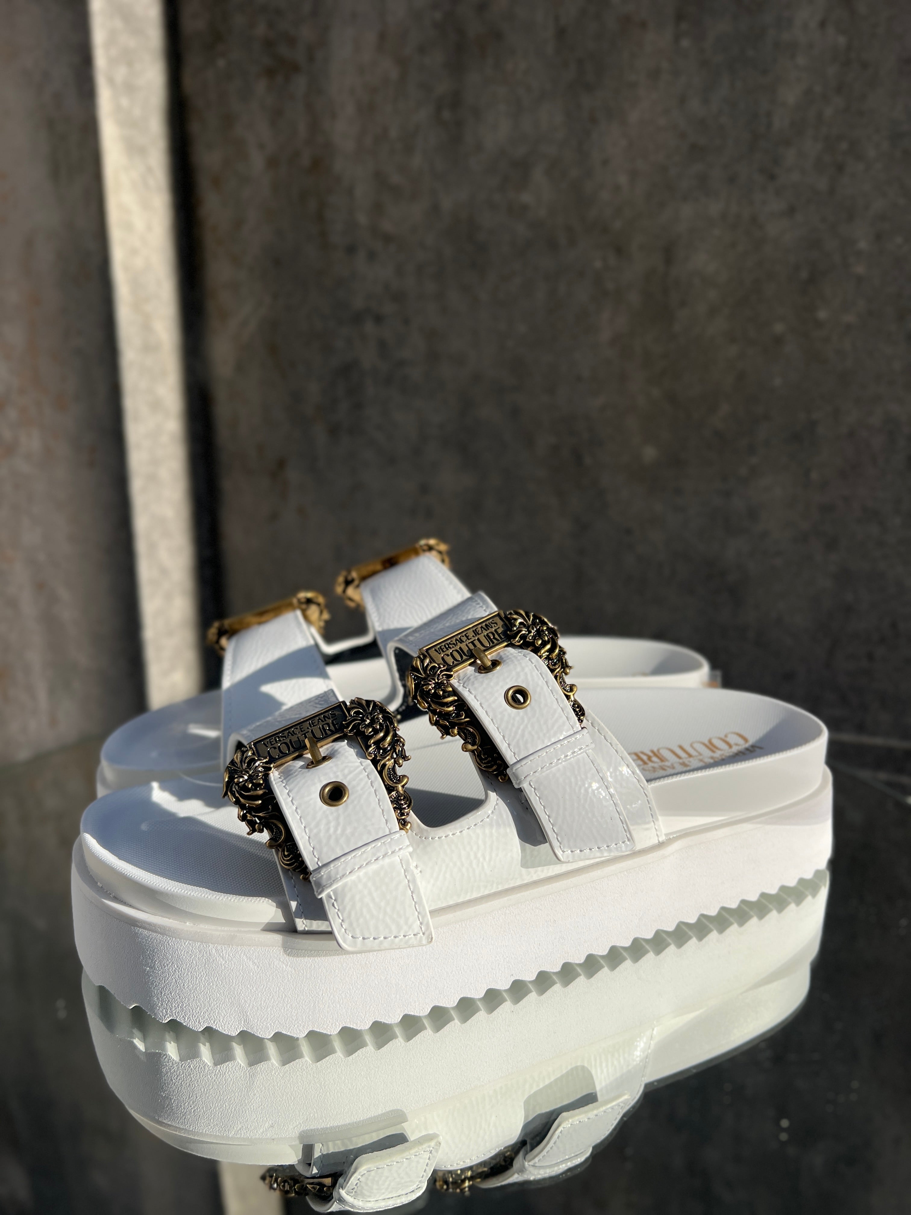 CHINELOS VERSACE