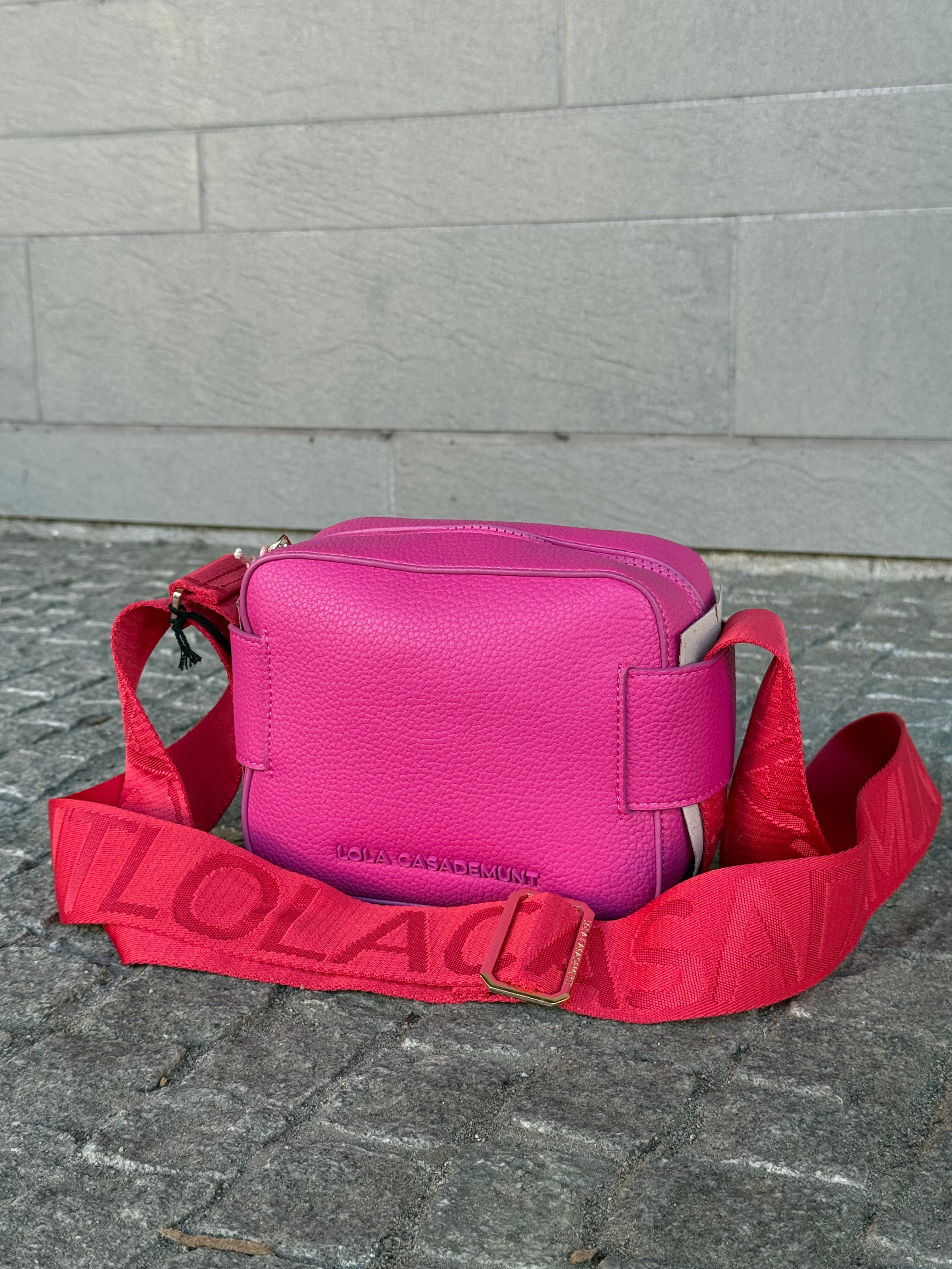 Contrast Strap Nylon Crossbody