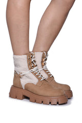 ANKLE BOOT LOVE MOSCHINO