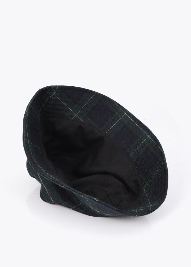 Bucket hat in tartan print fabric with shield detail