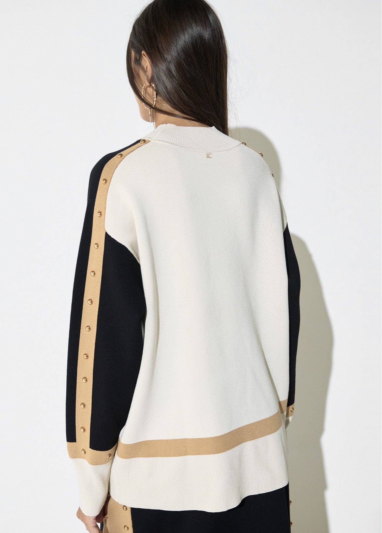 Tricolor sweater