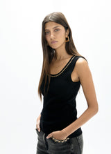 Chain sleeveless top