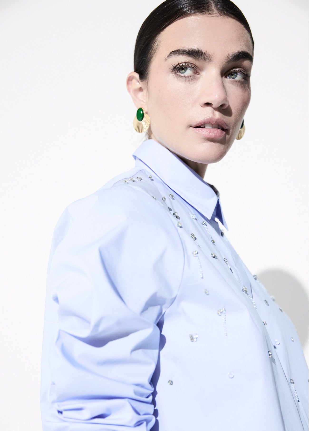Poplin shirt with rhinestone detail all over