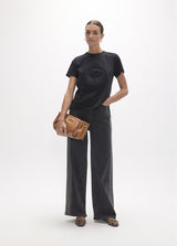 Round neck t-shirt, silhouette with side slits, volume print positioned donut heart design