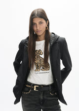 Round neck t-shirt with side slits and positioned leopardo sequins