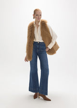Regular shirt collar shirt with pleated back
