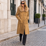 Casaco Millie MAPO — CAMEL 02 MAE — gola conforme camel aprovada